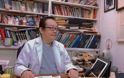 加州针灸师联合公会资深会长刘宣庆祝贺健合组织成立