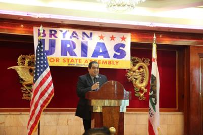 王鼎华受邀参加州议员候选人Bryan Urias募款晚宴